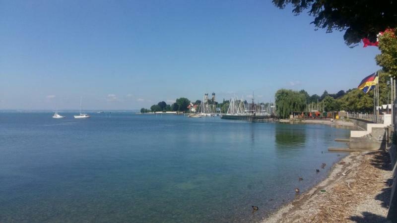 Ferienwohnung Roxana - Am Bodensee Фридрихсхафен Экстерьер фото